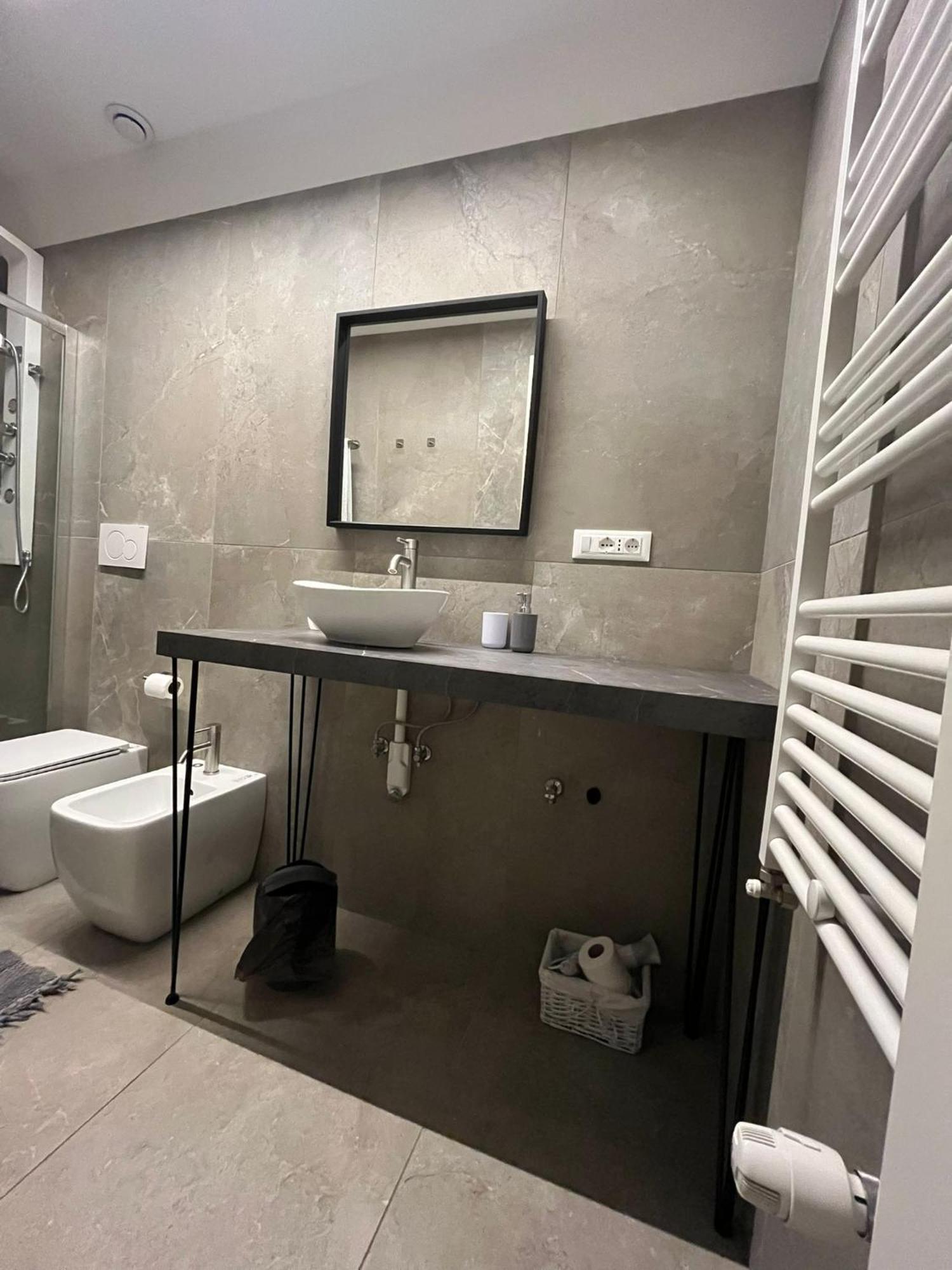Snapstay Luxury Apartments In Centro A Трієст Екстер'єр фото